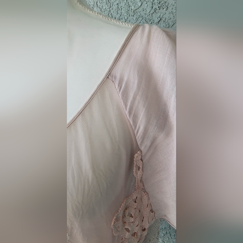 4 Love And Liberty Elegant Lace Top in Soft Pink - Picture 4 of 16